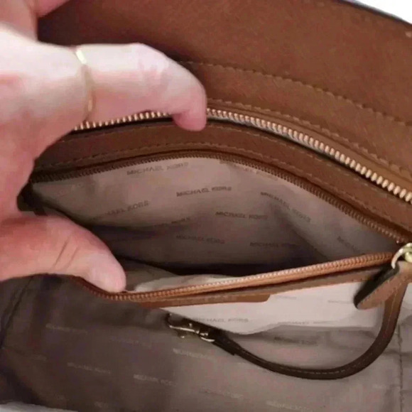 Michael Kors Selma Medium Saffiano Leather Crossbody Bag Cognac Brown Women's - Picture 14 of 15